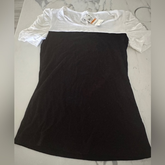 INC international concepts Chic Black and White Colorblock Shirt NWT size small - Picture 1 of 2